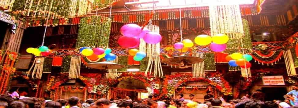 Inside View Baake Bihari Mandir Vrindavan